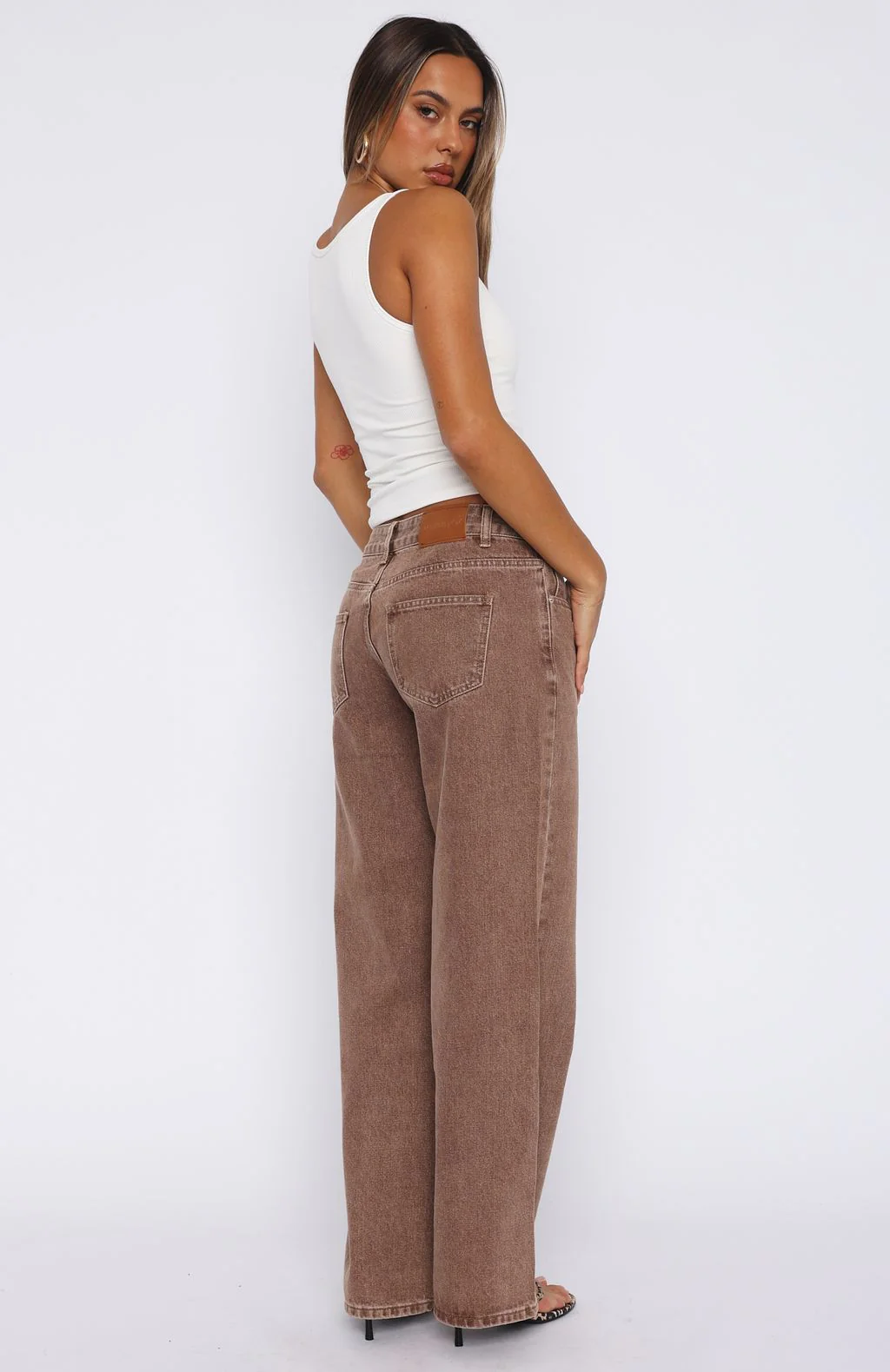 Bring The Style Low Rise Wide Leg Jeans Tan Wash - Image 4
